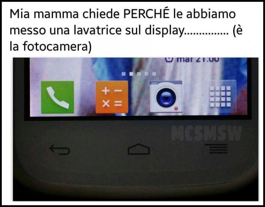 Che disastro i messaggi delle mamme su WhatsApp