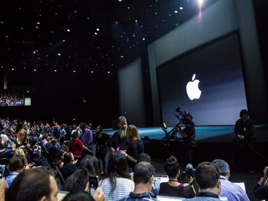 Apple, a San Francisco il lancio dell'iPad Pro da 12,9 pollici