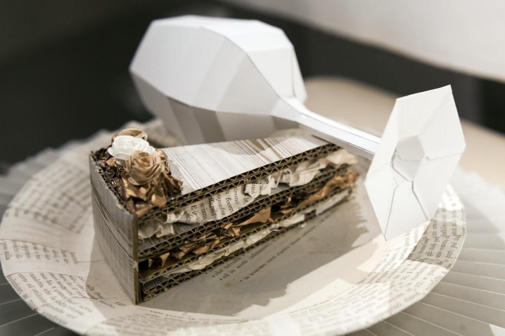 "Paper design", la tavola è imbandita di carta