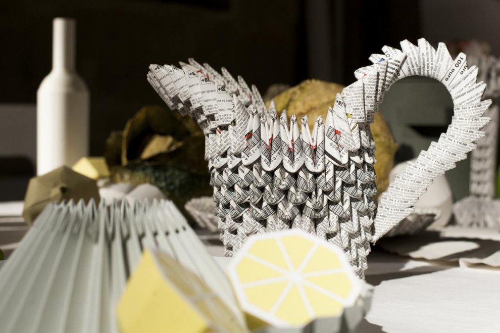 "Paper design", la tavola è imbandita di carta