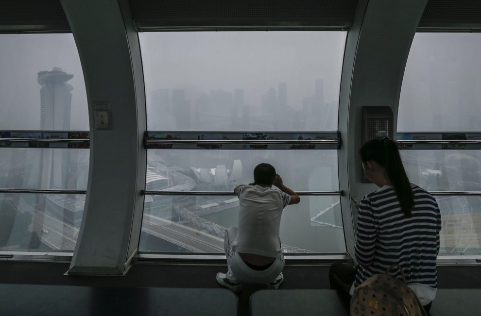 Non è nebbia ma smog: Singapore città invisibile