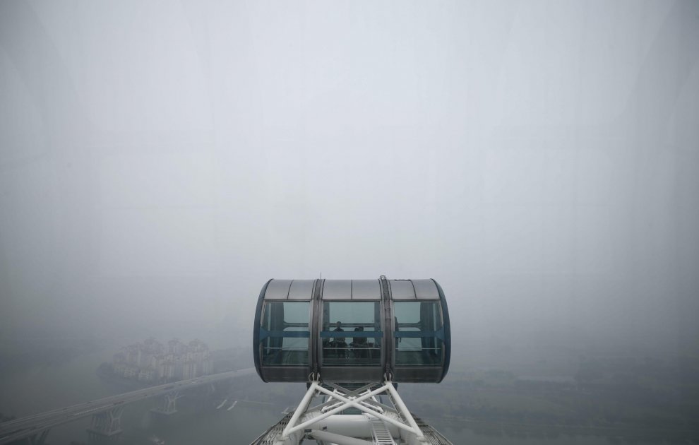Non è nebbia ma smog: Singapore città invisibile
