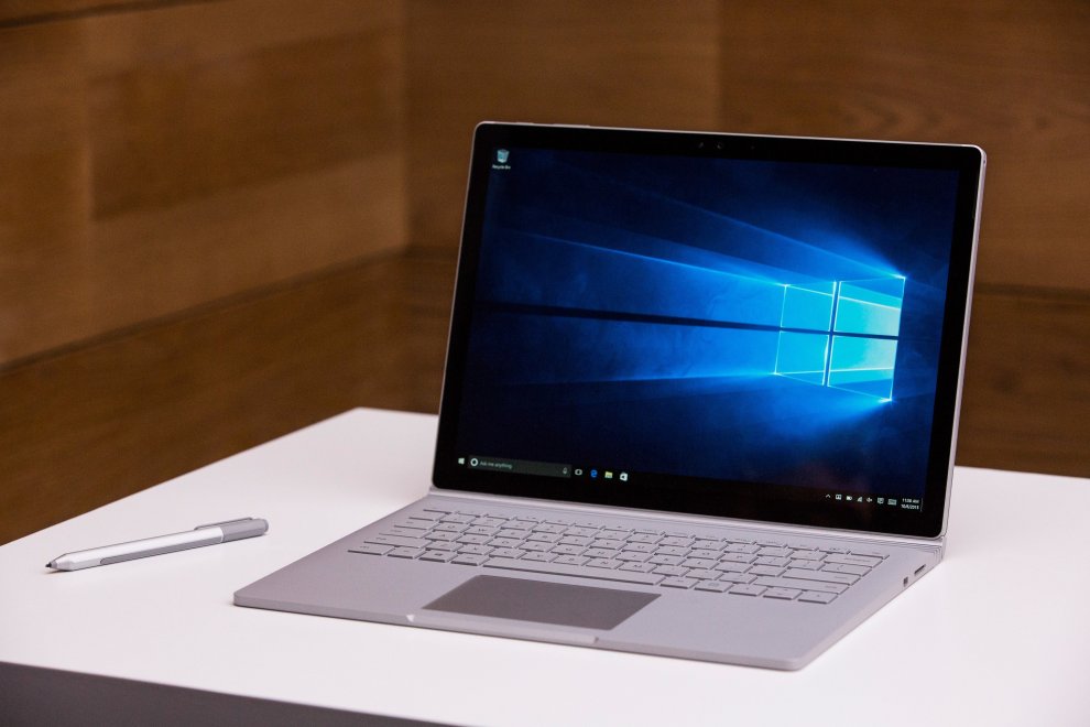 Tablet, smartphone, laptop, wearable e realtà virtuale: le novità di Microsoft