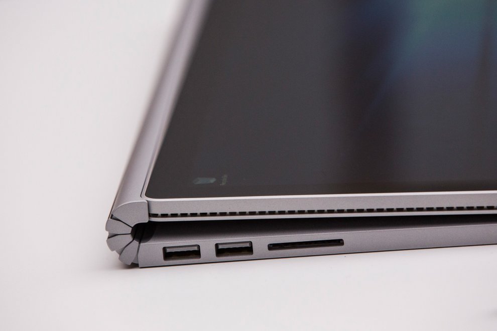 Tablet, smartphone, laptop, wearable e realtà virtuale: le novità di Microsoft