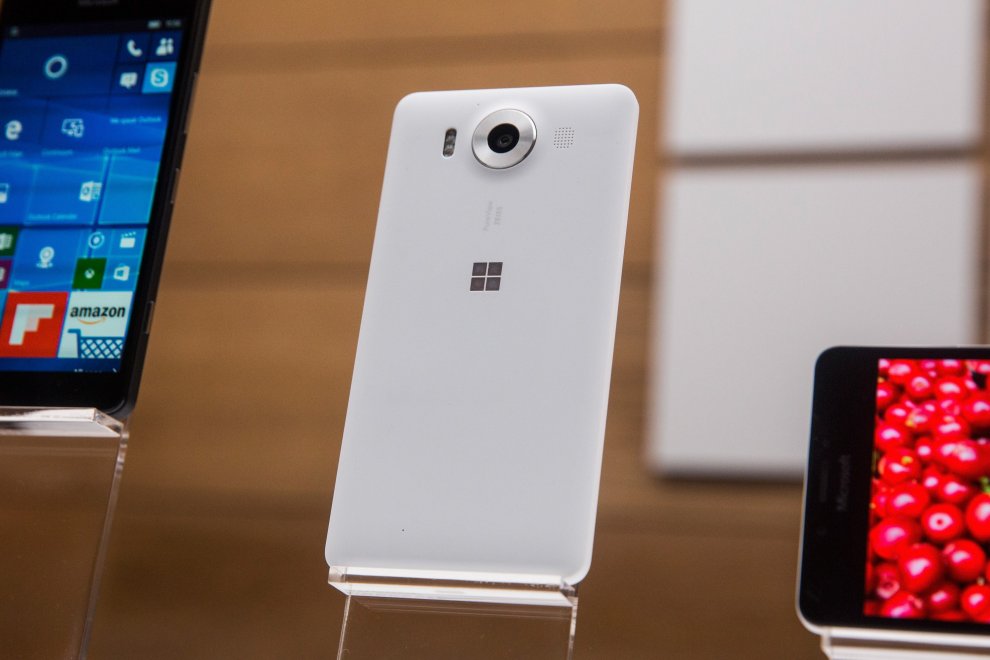 Tablet, smartphone, laptop, wearable e realtà virtuale: le novità di Microsoft