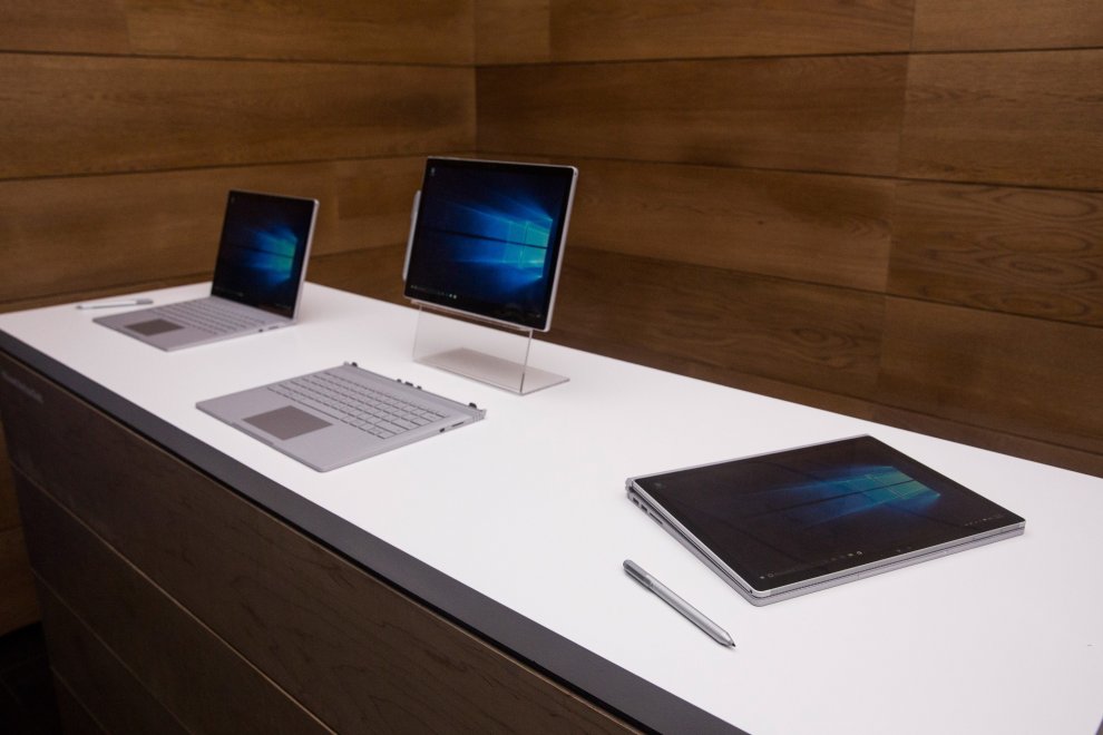 Tablet, smartphone, laptop, wearable e realtà virtuale: le novità di Microsoft