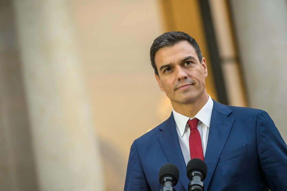 Spagna, nella campagna di Greenpeace i leader politici tornano bambini