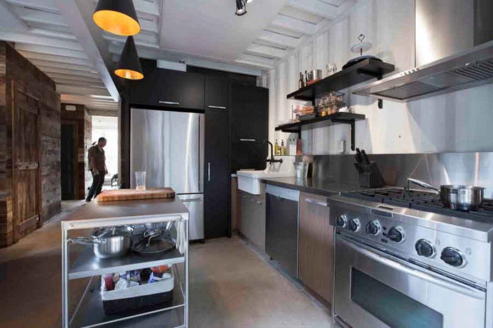 Quebec, ecodesign e riciclo: il container diventa casa