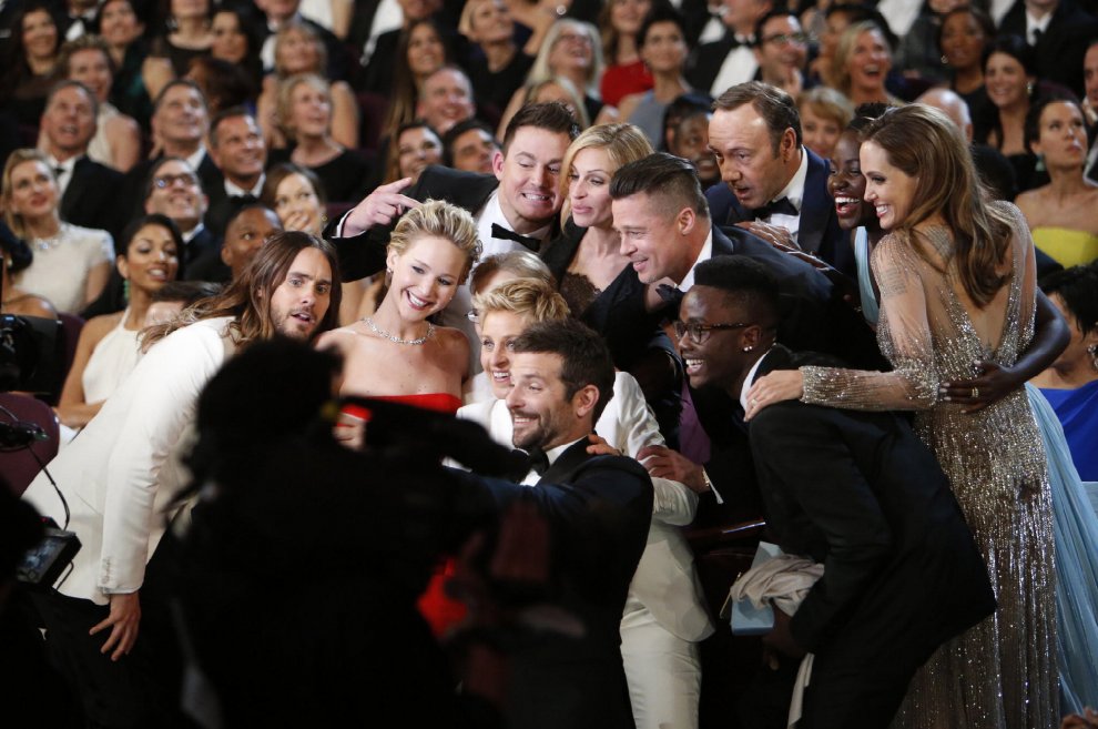 Selfie, istruzioni per farli bene