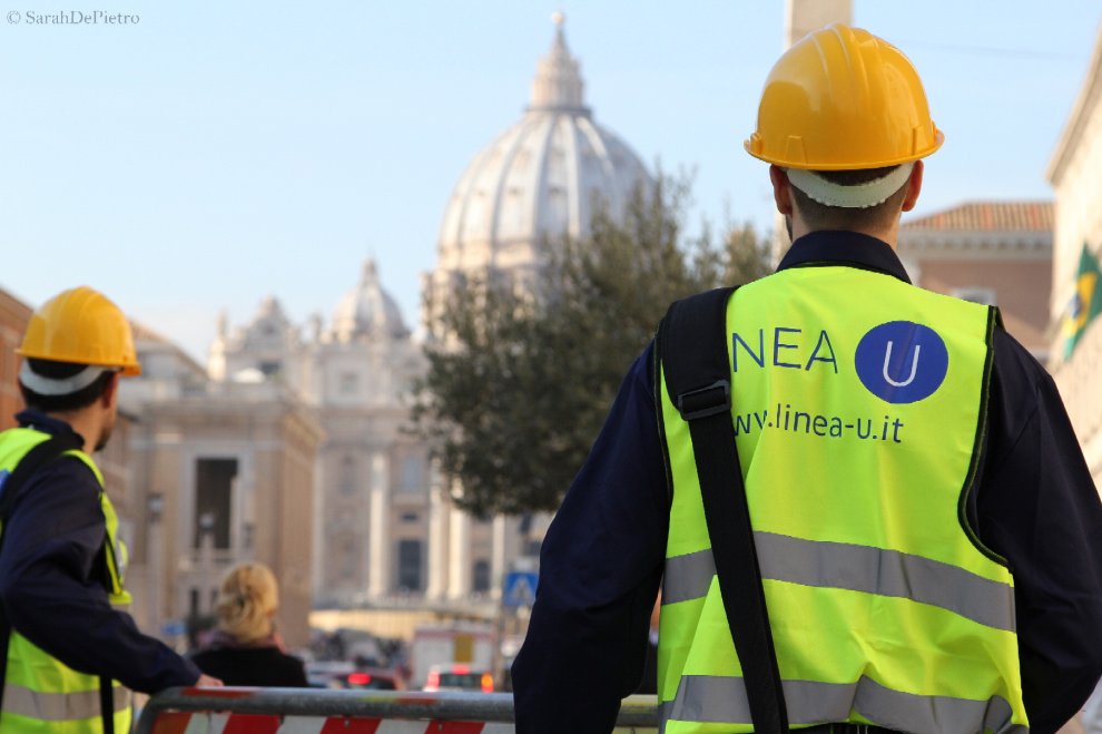 Uber lancia il primo esperimento di mobilità partecipata. A Roma, per il Giubileo
