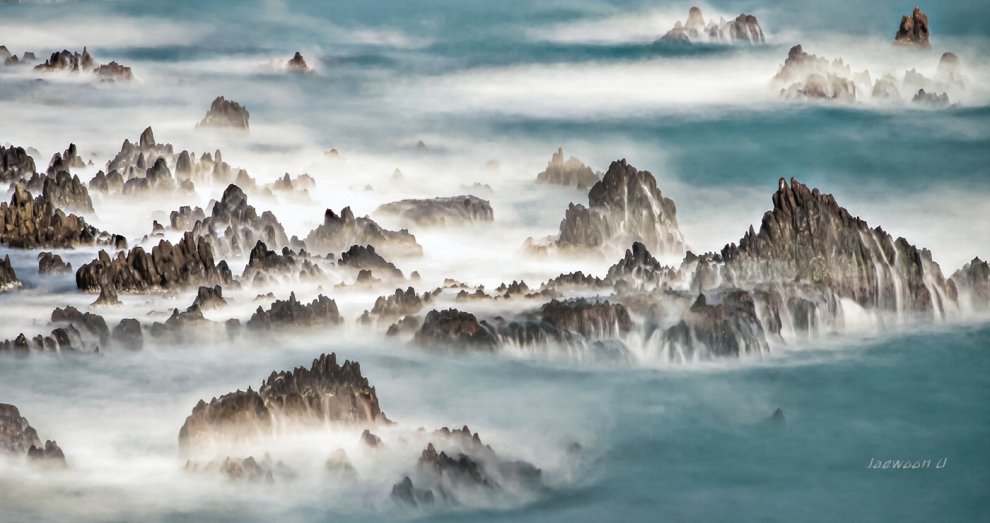 Colori caldi e riflessi sull'acqua: paesaggi surreali a Seul