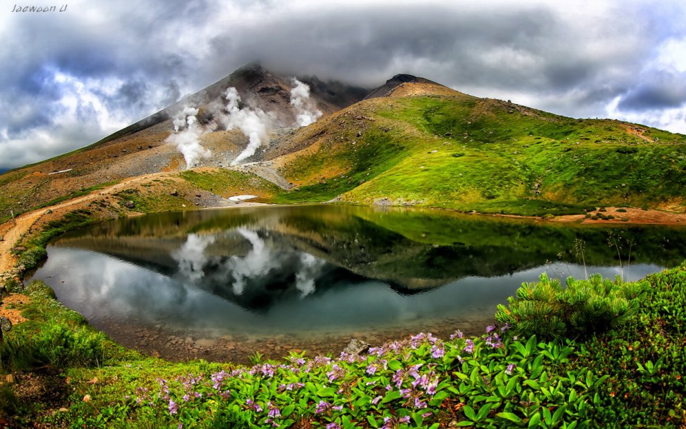 Colori caldi e riflessi sull'acqua: paesaggi surreali a Seul