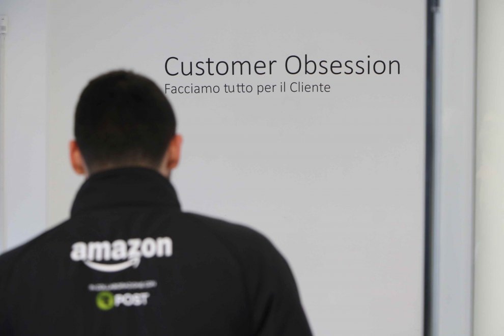 Viaggio nel cuore di Amazon alle porte di Milano