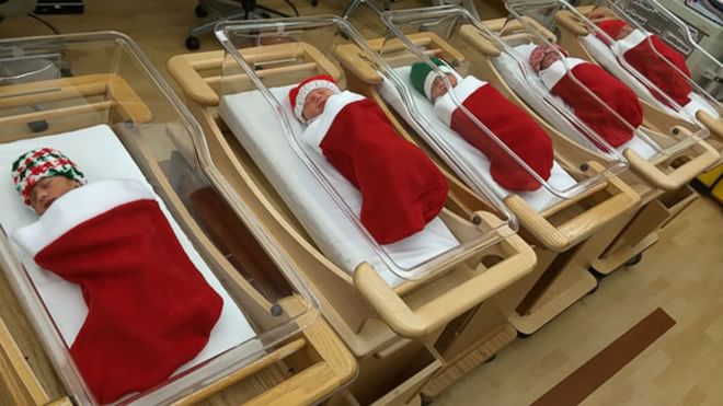 Come ti addobbo l'ospedale: il Natale creativo nei reparti