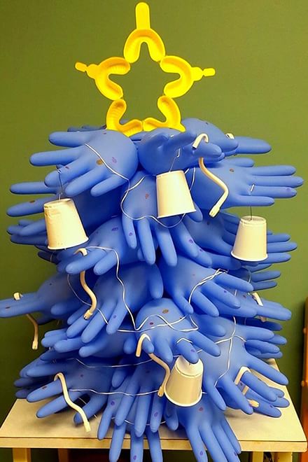 Come ti addobbo l'ospedale: il Natale creativo nei reparti