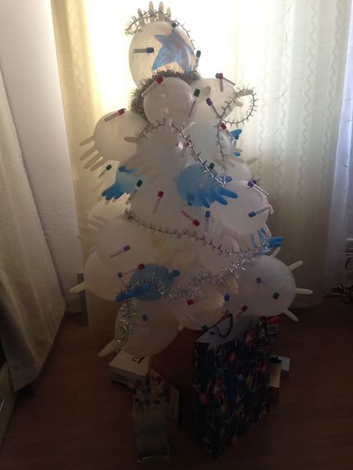 Come ti addobbo l'ospedale: il Natale creativo nei reparti