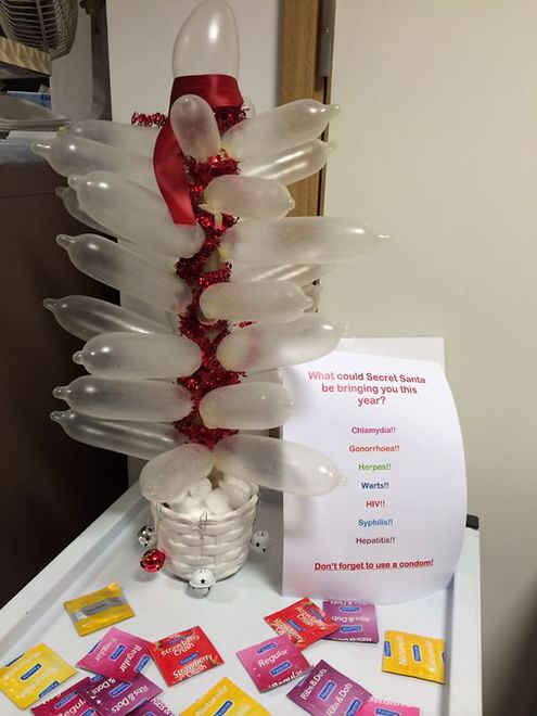 Come ti addobbo l'ospedale: il Natale creativo nei reparti