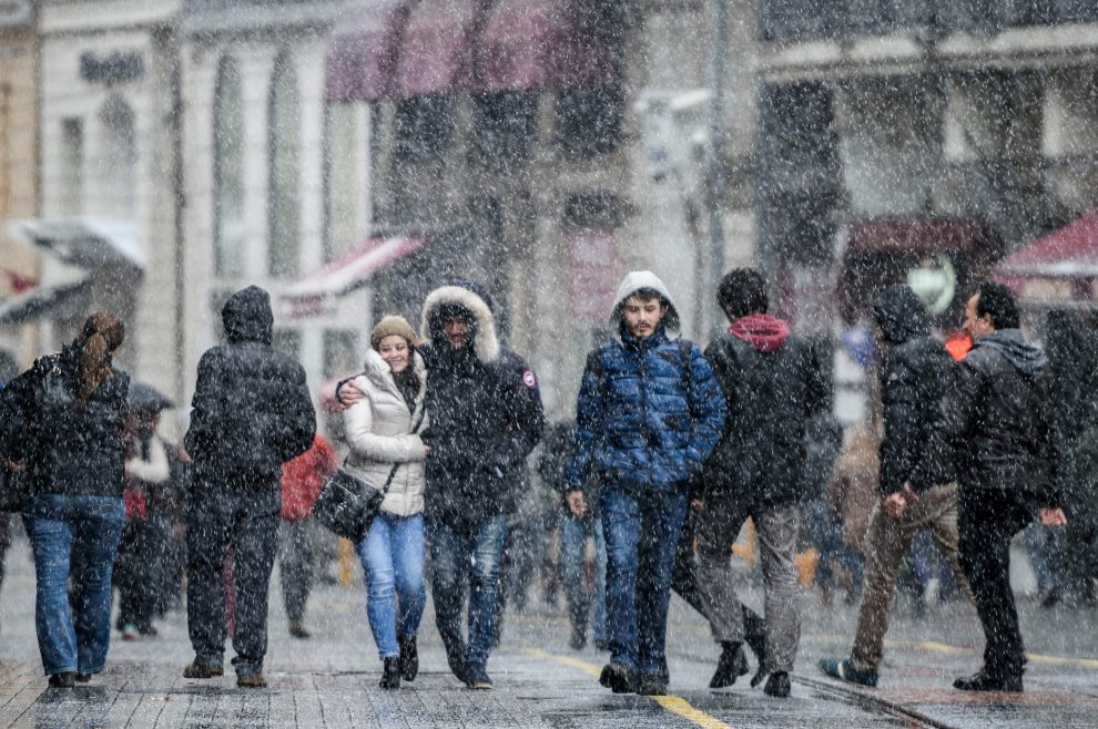 Neve in Messico, primavera a New York: le anomalie climatiche stravolgono l'inverno