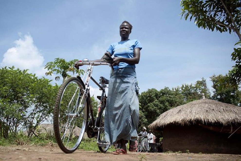Africa: in bicicletta per combattere la povertà