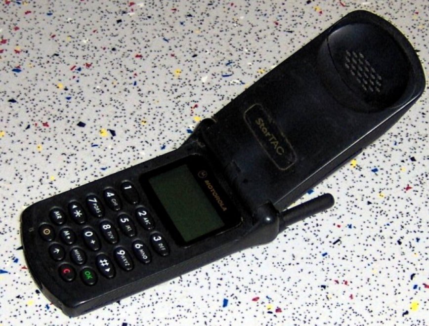 Motorola si spegne: addio ai cellulari che hanno fatto la storia 