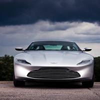 Aston Martin DB10