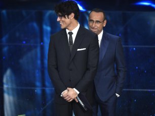 Sanremo suona bene: oltre 10 milioni per le cover. E domani c'è Fiorello