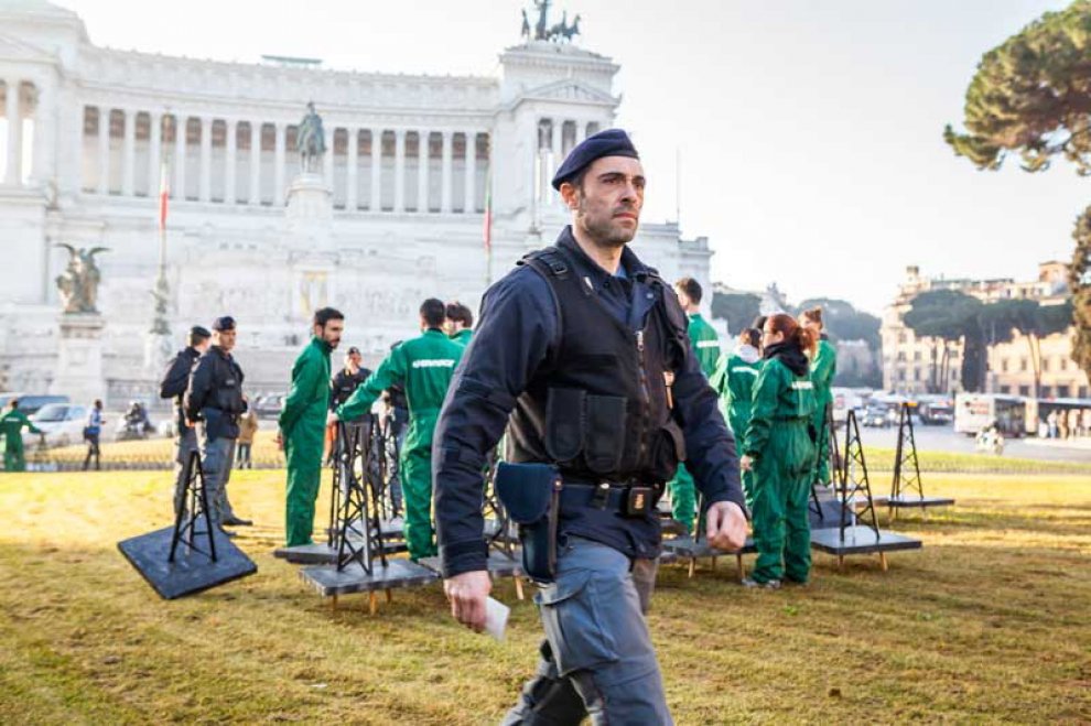Greenpeace contro le trivelle: "Votate sì al referendum del 17 aprile"