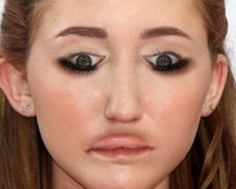 Cosa c'è che non va in questa foto? Il ritratto capovolto di Adele