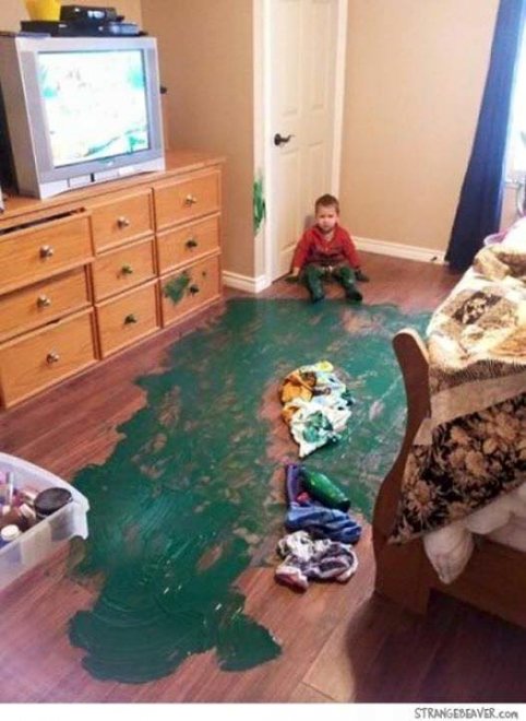 Quando la casa è un disastro: baby vandali in azione 
