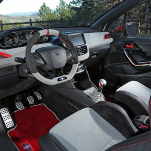 Peugeot 208 GTi/NOVE, campioni si nasce