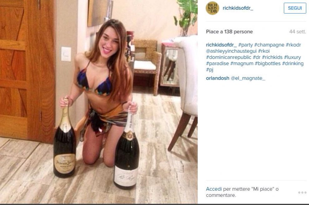 Ai Rich Kids dei Caraibi piace l'elicottero: perfino per andare in spiaggia