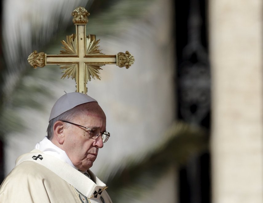 Piazza San Pietro, il Papa e la messa di Pasqua - la Repubblica