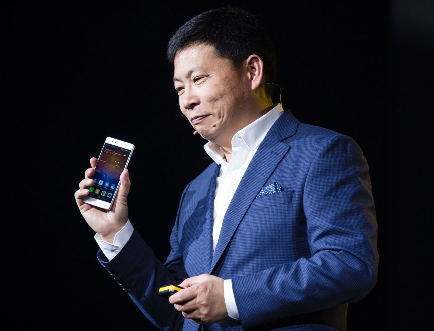 Huawei P9, smartphone top con ottica Leica