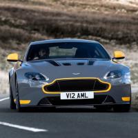 Aston Martin V12 Vantage S