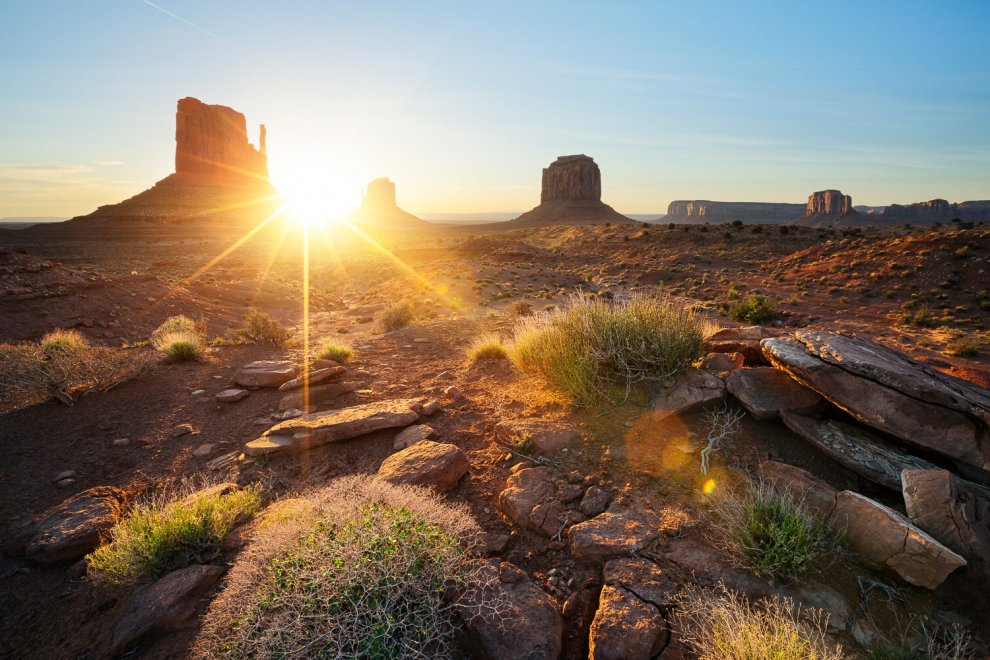 Catturando il Sole in giro per il mondo: obbiettivo su albe e tramonti