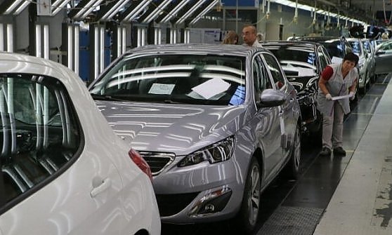 Peugeot 308, è cambiato tutto tranne il nome