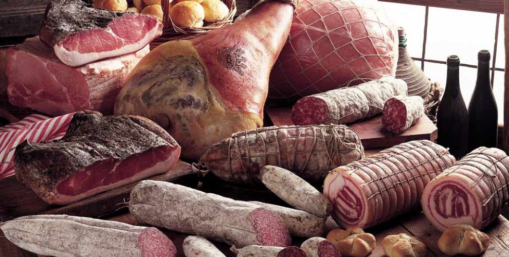 Cancro, dieci cibi da introdurre e da evitare nella nostra dieta 