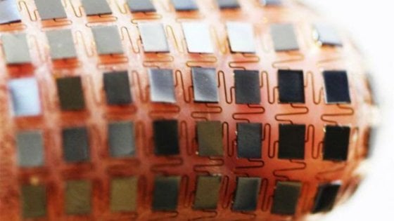 Solare e flessibile: la batteria che resiste all'acqua