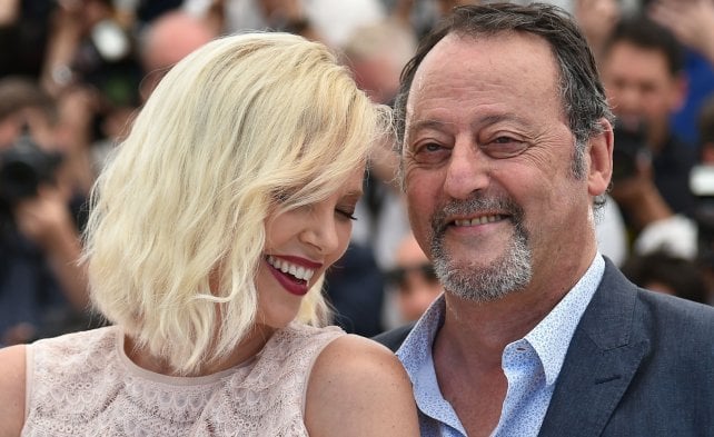 Fischi per 'The last face' e Charlize ignora Penn
