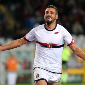 Lazio, cercasi bomber: caccia a Pavoletti e Lapadula