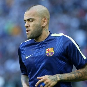 Juventus, la linea di Marotta: "Pochi colpi ma di qualità". Per Dani Alves è quasi fatta