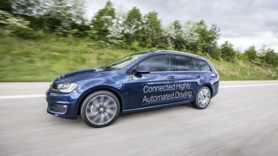No all'auto autonoma: Microsoft punta sulla tecnologia
