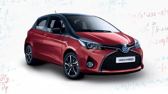 Nuova Yaris Hybrid Cool