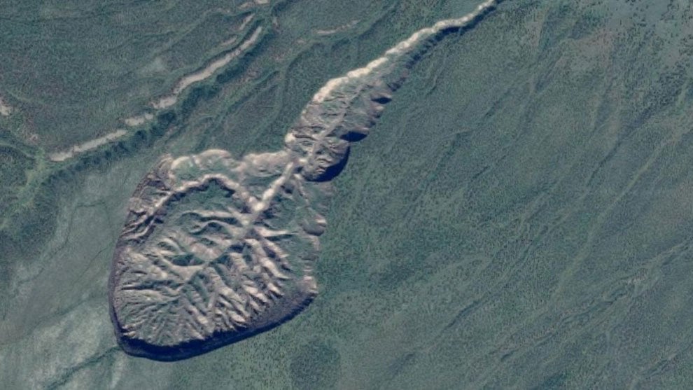 Siberia, ecco 'la porta per l'inferno': una gigantesca voragine causata dal riscaldamento globale