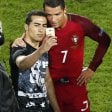 Portogallo, multa per il selfie di Ronaldo