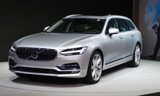 Nuova Volvo V90, la super station wagon