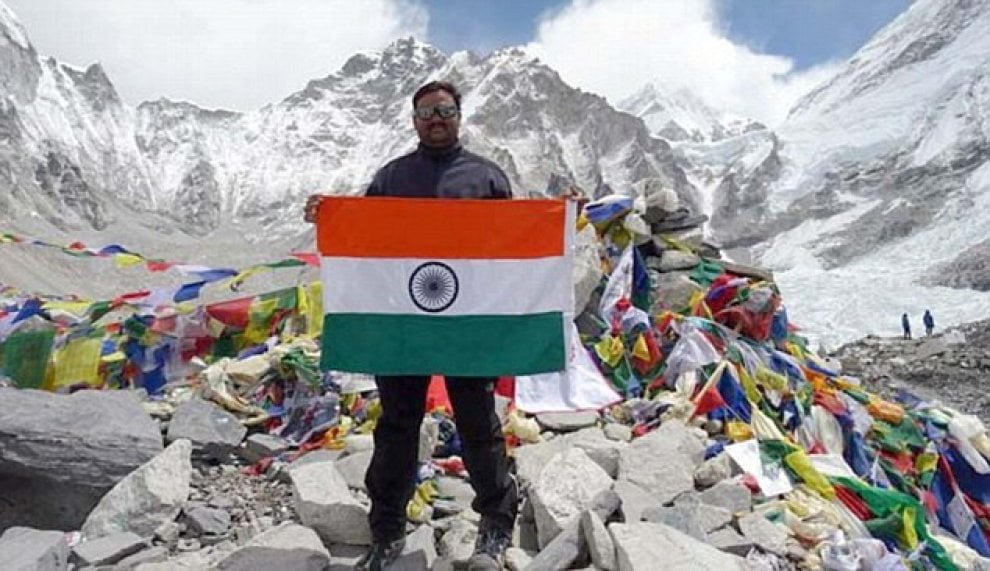Everest, la scalata è merito del fotoritocco