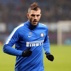 Napoli, rinnovo vicino per Hamsik. Salta l'affare Santon
