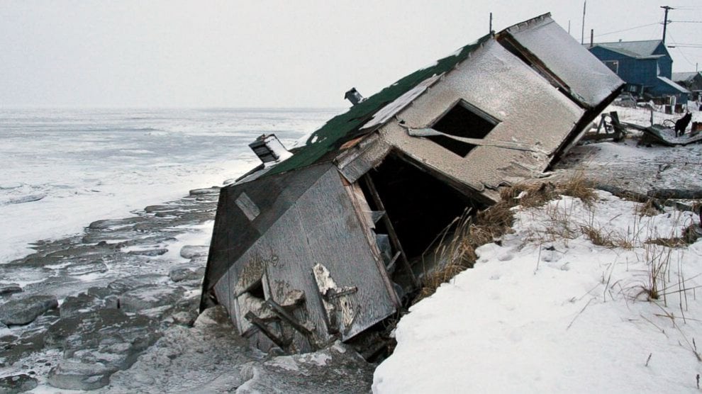 Il villaggio eschimese di Shishmaref in Alaska