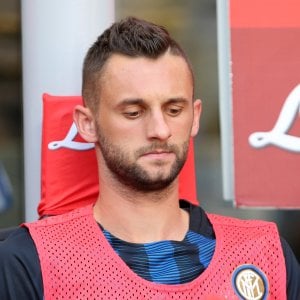 Inter, lo stipendio frena Jovetic. Anche Brozovic può restare
